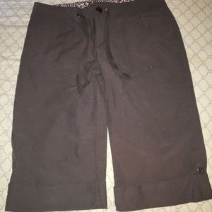 Columbia Women’s shorts size 4,  New w/o tags